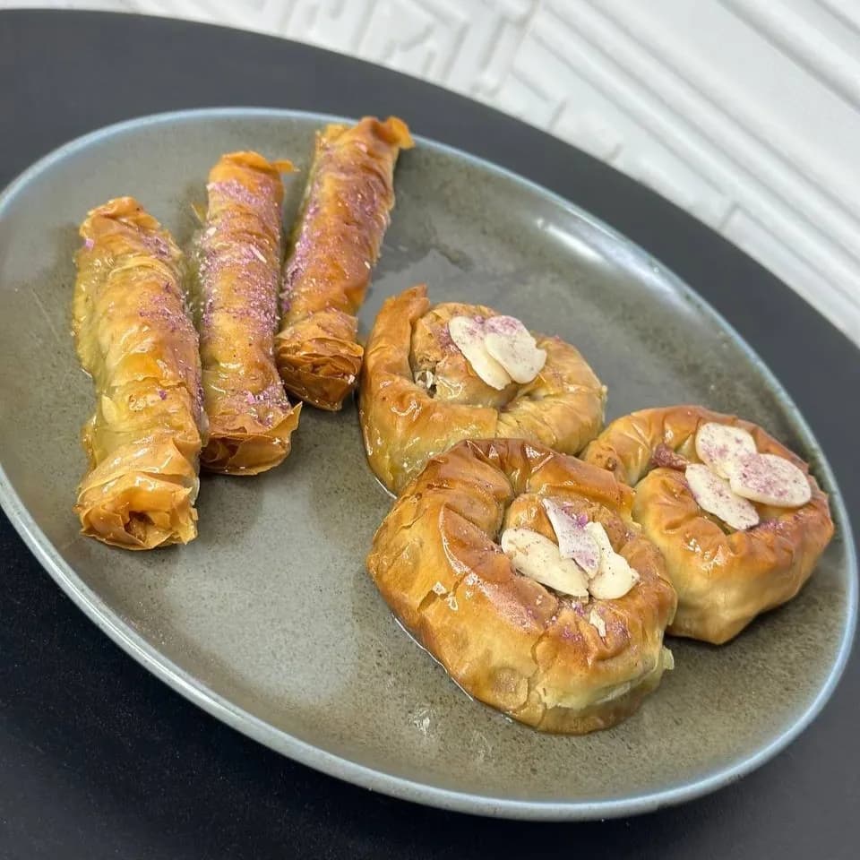باقلوا با پسته